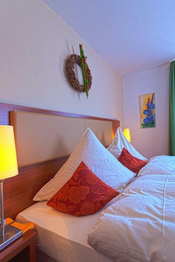 Hotel-Gasthof Zur Sonne Pappenheim Buitenkant foto
